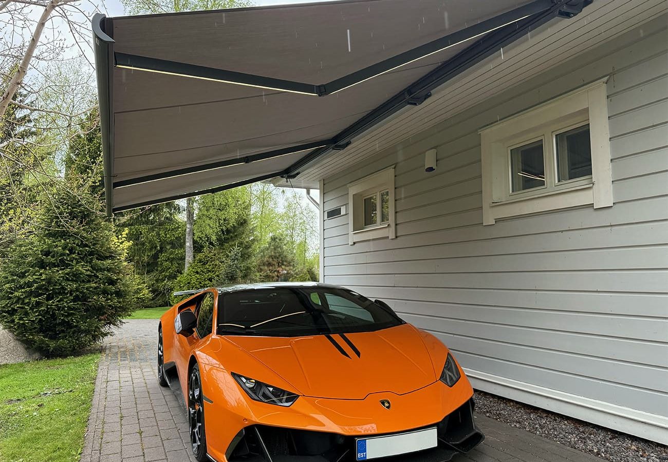 lamborghini ja terrassmarkis